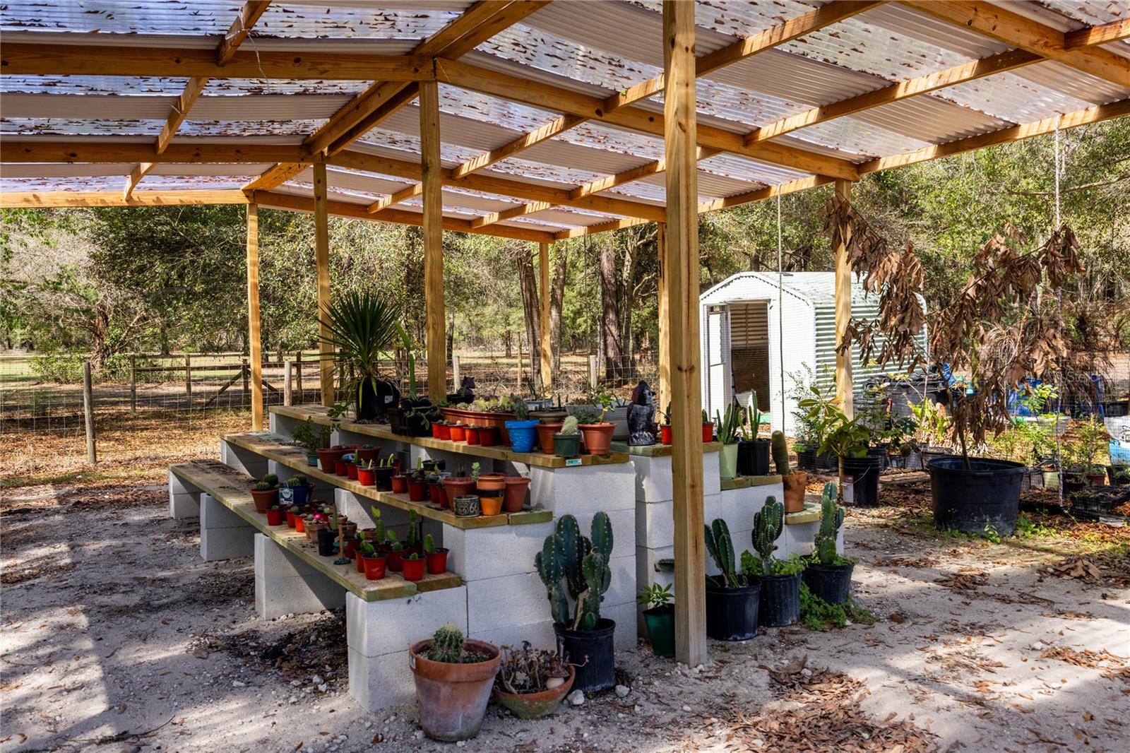 HIGH SPGS ESTATES UNIT II - Residential