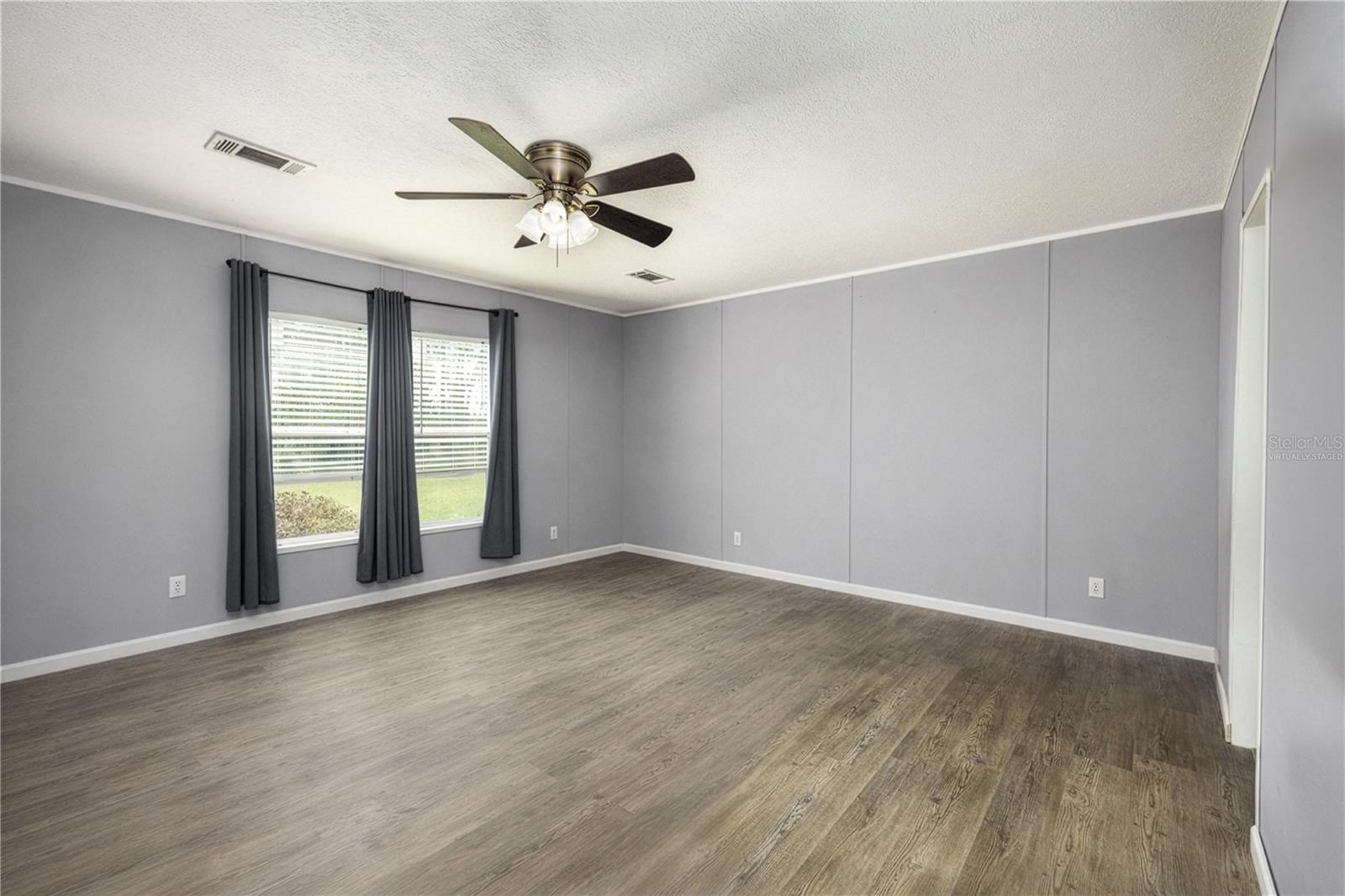 HIGH SPGS ESTATES UNIT II - Residential