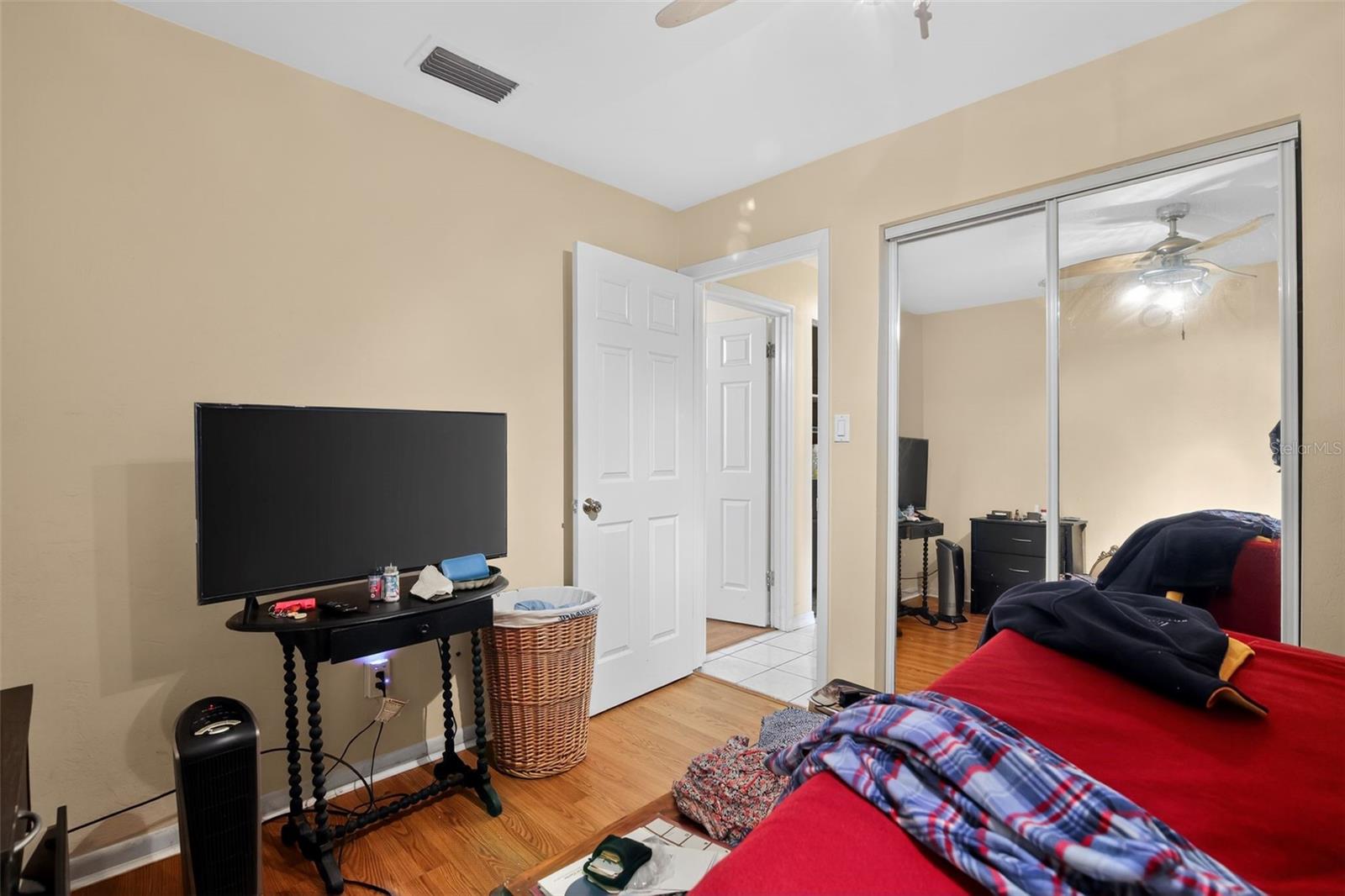 NORTHWOOD - Residential