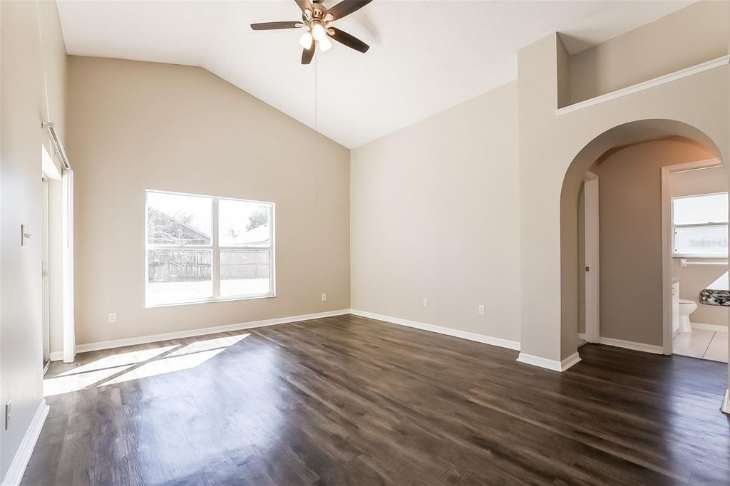 Photo of 1909 Torrey Drive, Orlando, FL 32818 (MLS # O6388186)