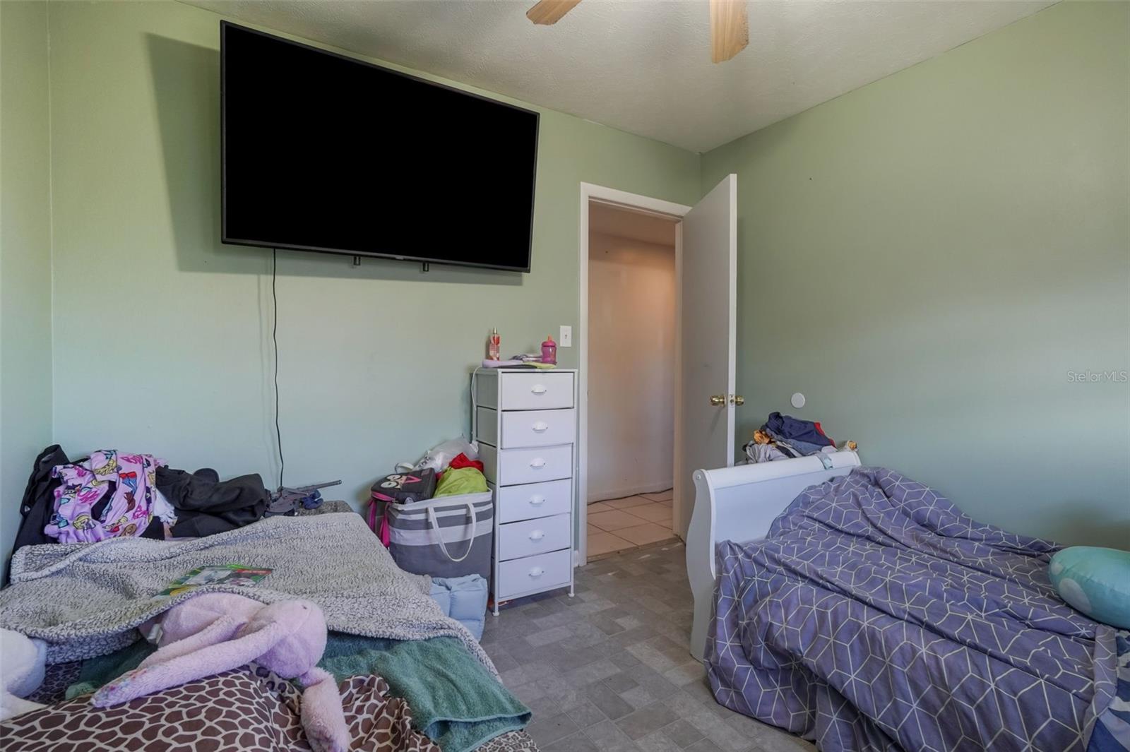 EASTBROOK SUB UNIT 06 2ND REP - Residential