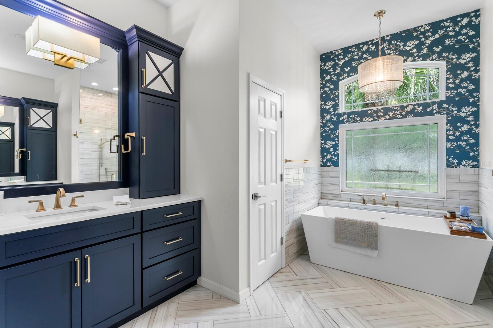 TAMPA PALMS AREA 4 PRCL 21 R - Residential