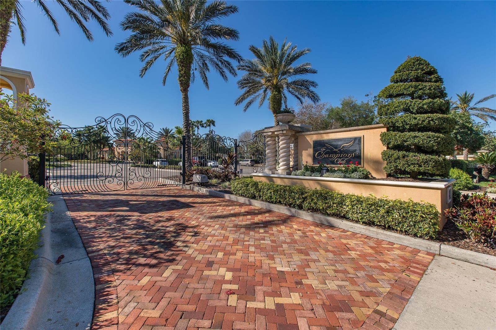 CHAMPIONS CLUB - Residential