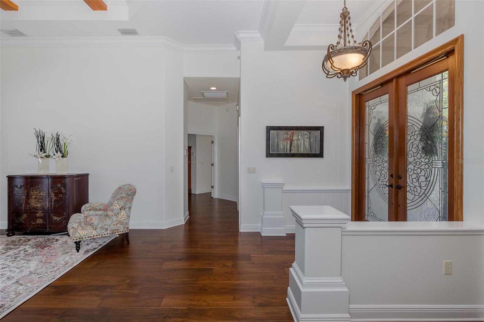 CHAMPIONS CLUB - Residential