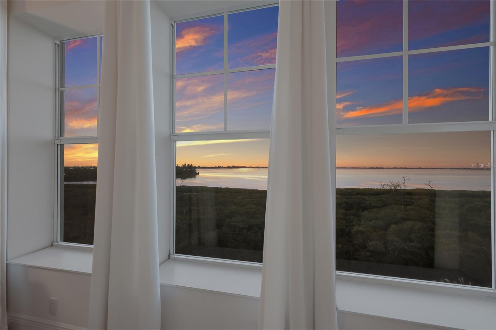 MARINA WALK ON ONE PARTICULAR HARBOUR 2 - Residential