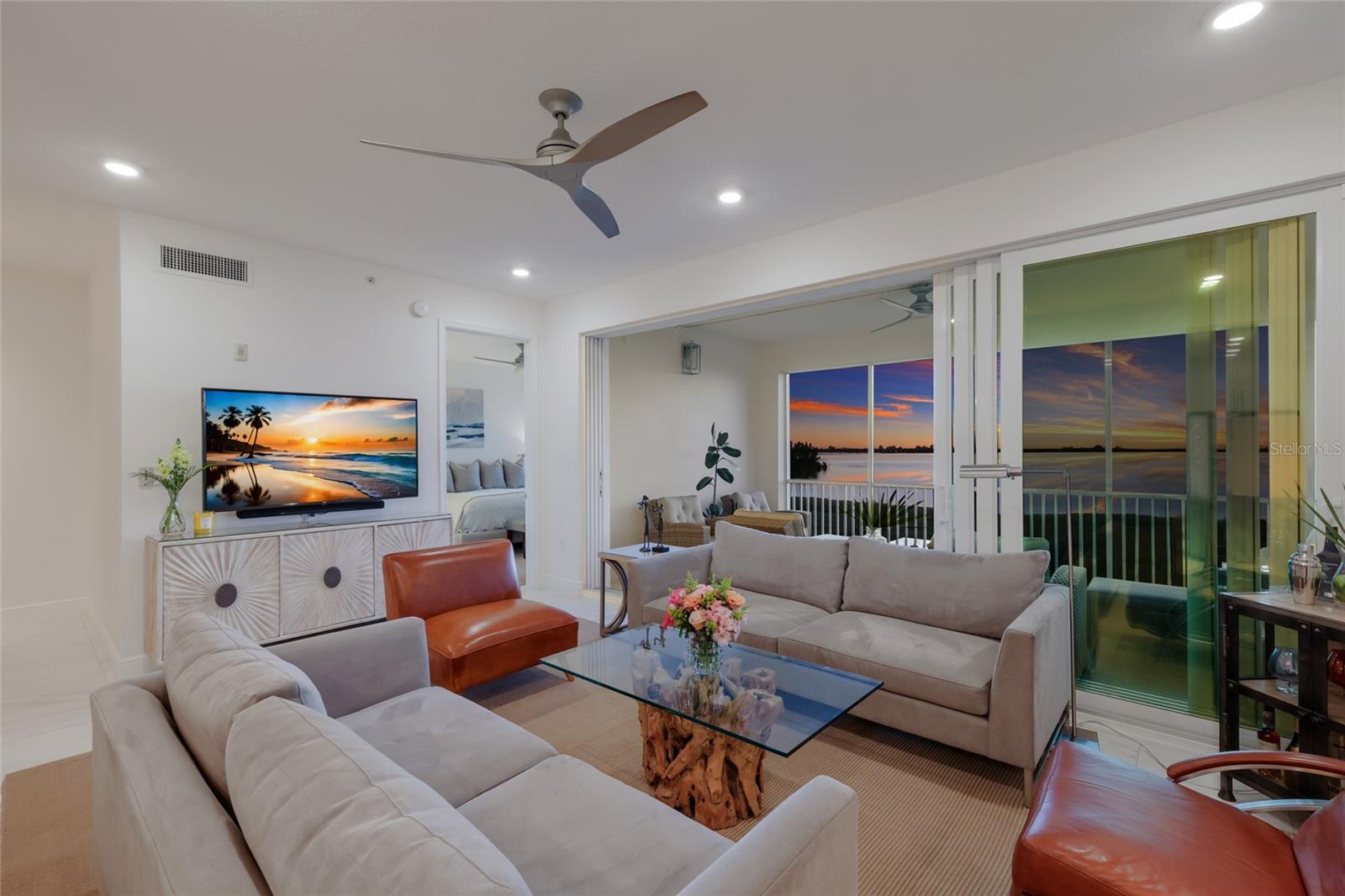 MARINA WALK ON ONE PARTICULAR HARBOUR 2 - Residential