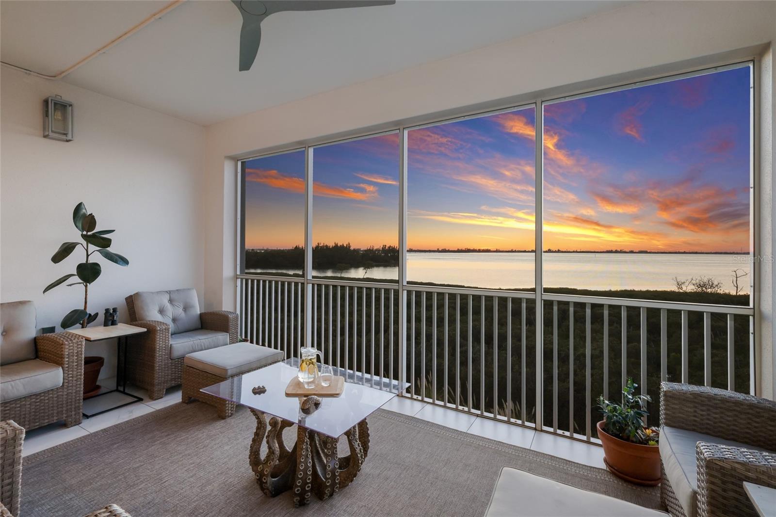 MARINA WALK ON ONE PARTICULAR HARBOUR 2 - Residential