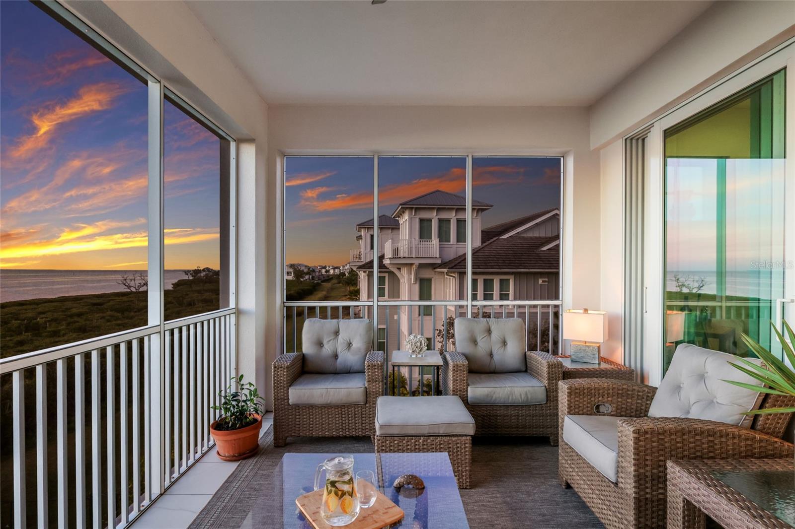 MARINA WALK ON ONE PARTICULAR HARBOUR 2 - Residential