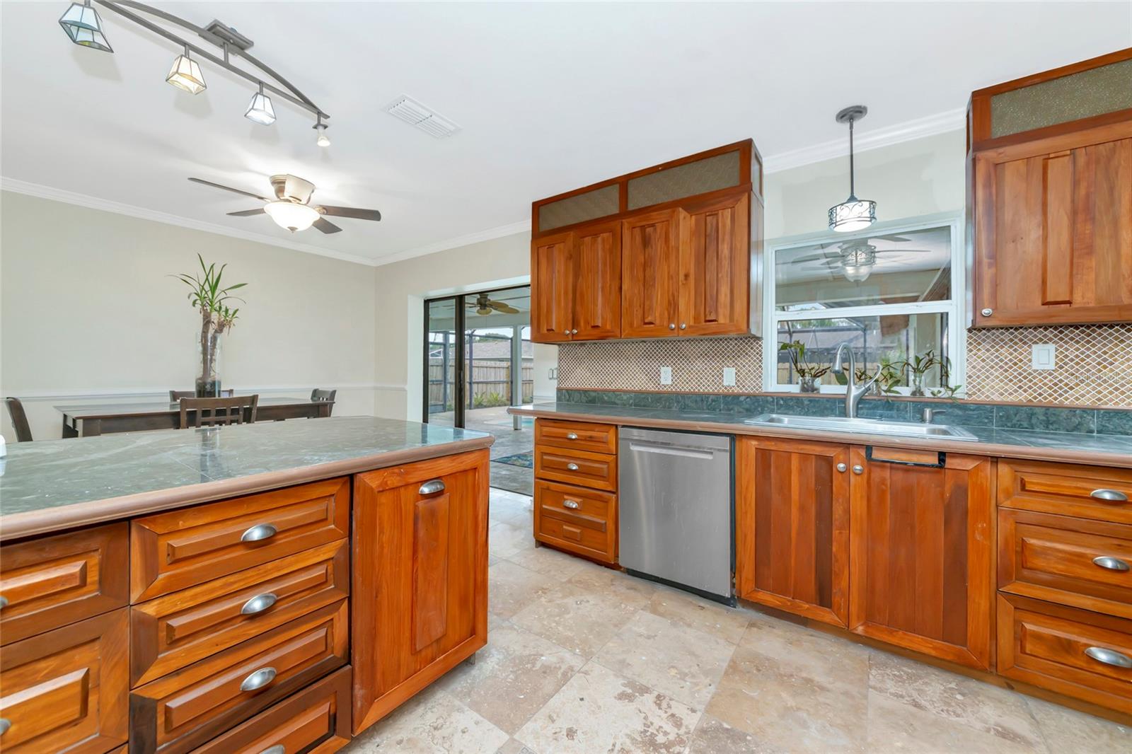 BENT TREE VILLAGE - Residential