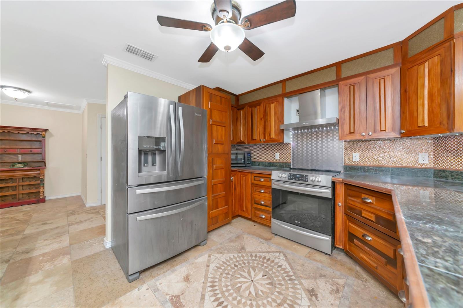 BENT TREE VILLAGE - Residential