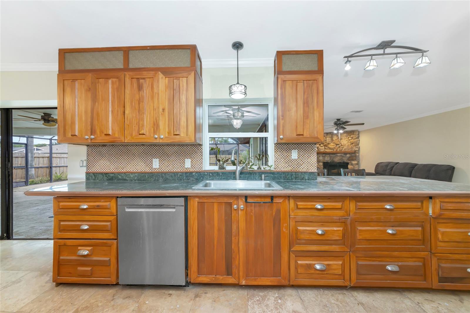 BENT TREE VILLAGE - Residential