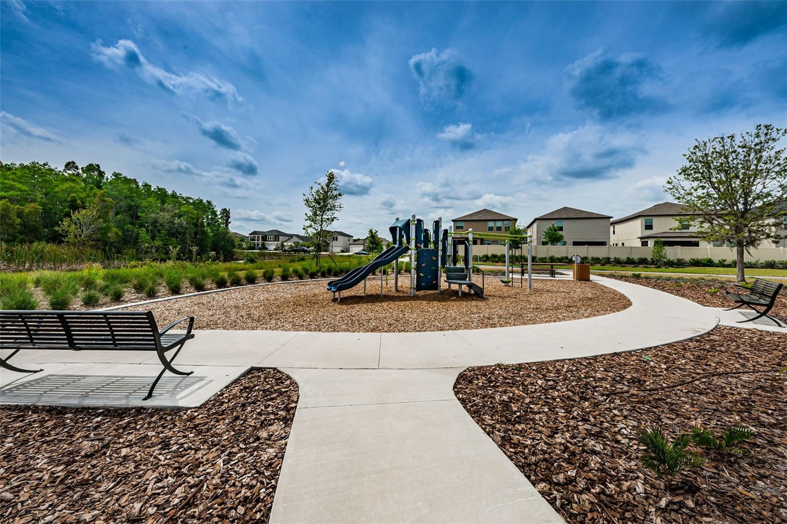 BRYANT SQUARE - Residential