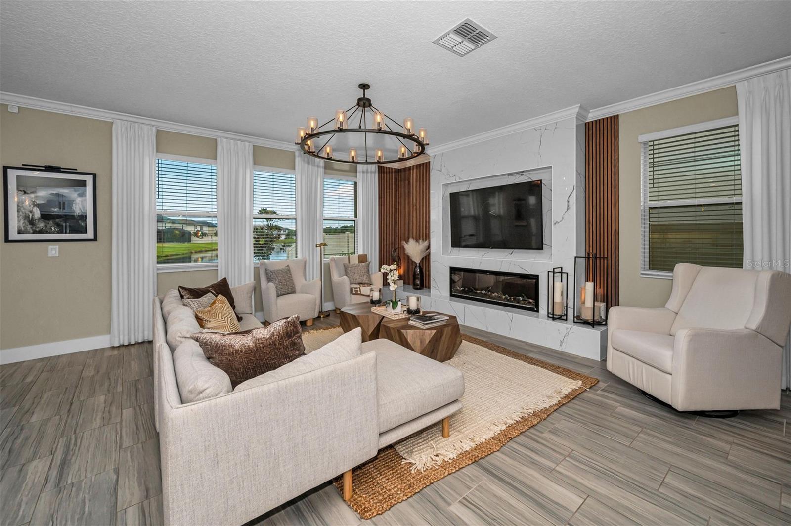 BRYANT SQUARE - Residential
