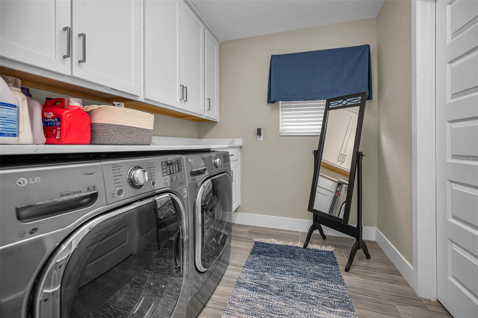 BRYANT SQUARE - Residential