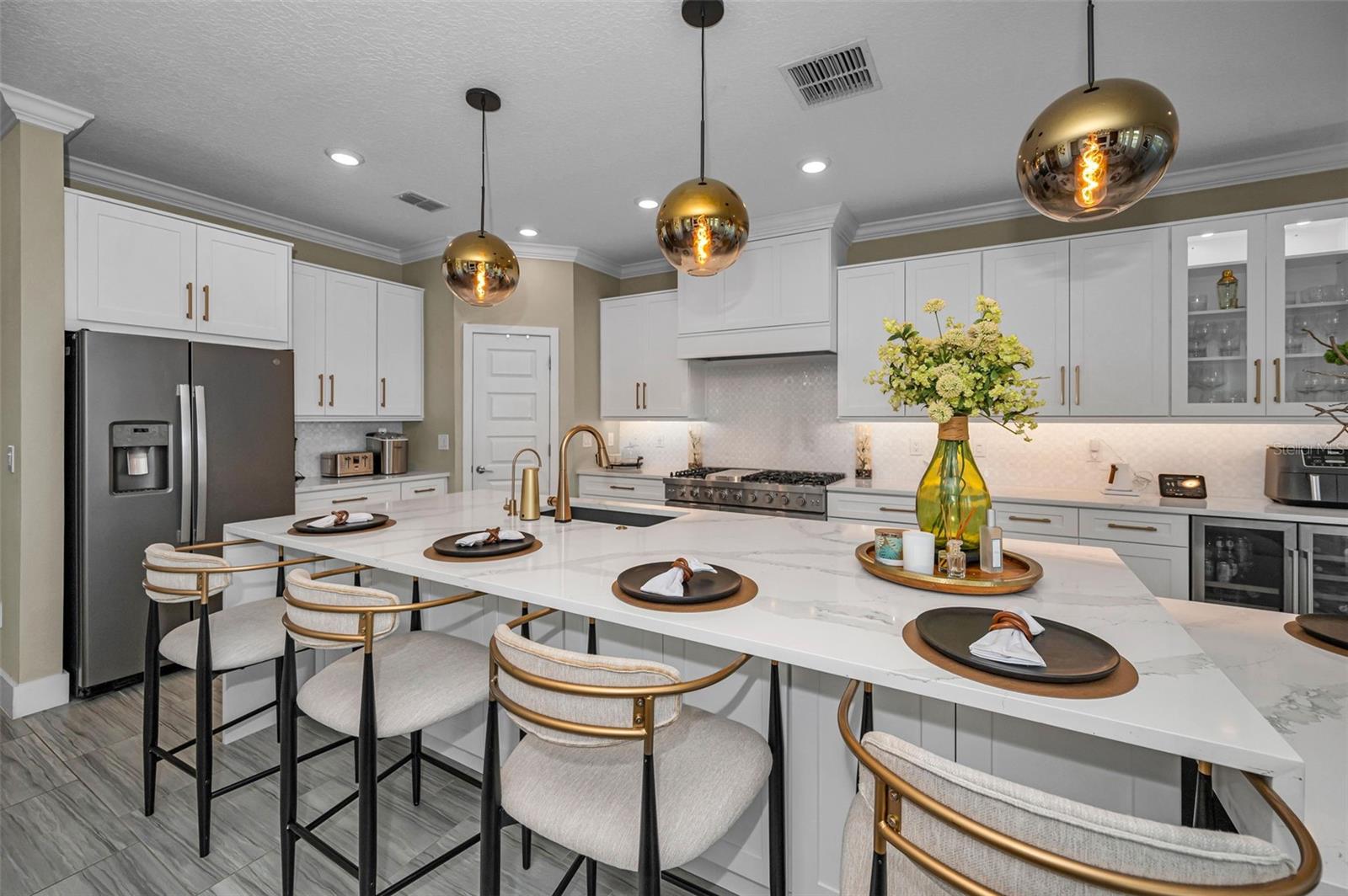 BRYANT SQUARE - Residential