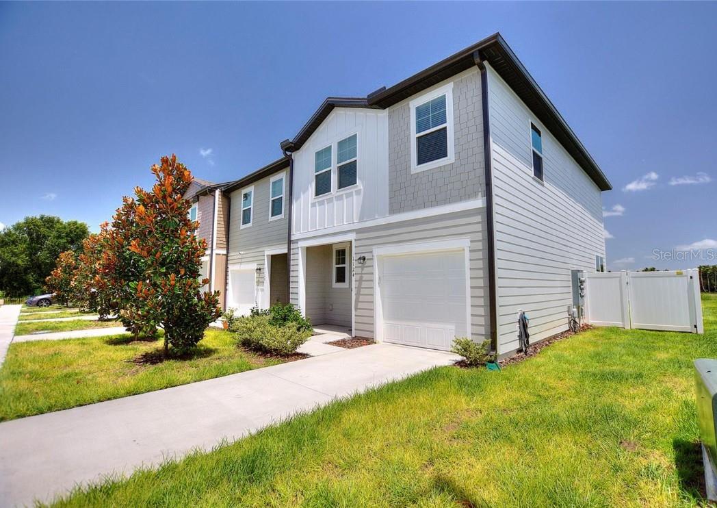 MADISON PLACE PH 2 - Residential Lease