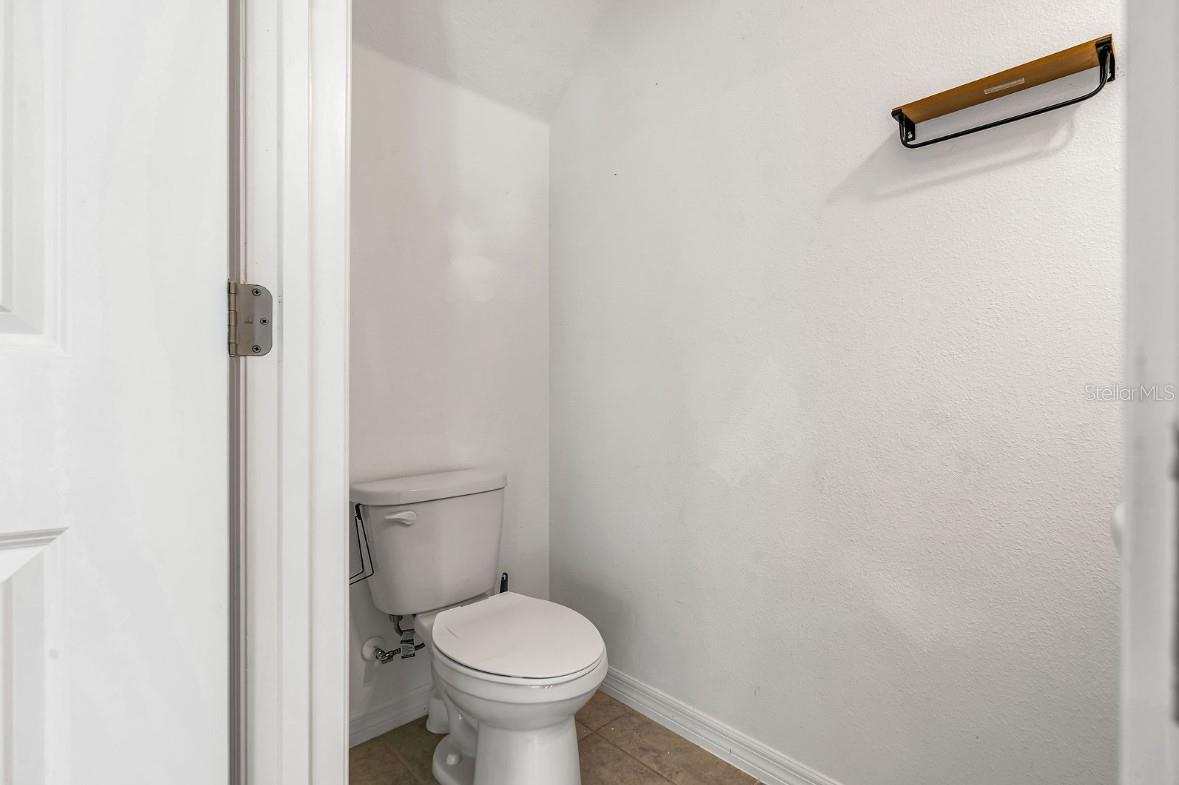 MADISON PLACE PH 2 - Residential Lease