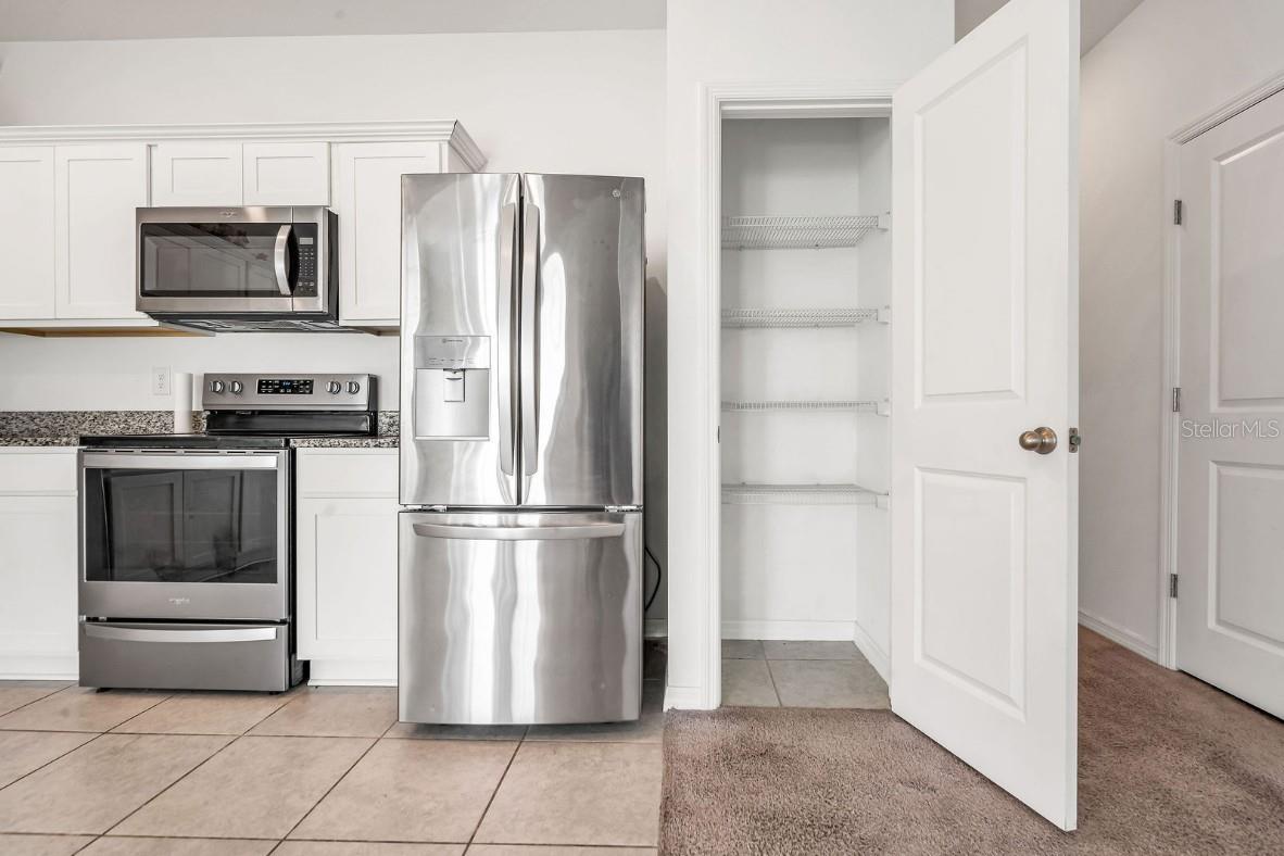 MADISON PLACE PH 2 - Residential Lease