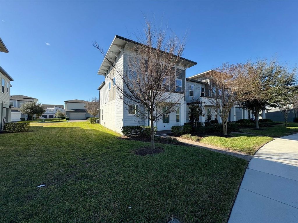 Photo of 7133 Carrickbend Lane, Orlando, FL 32819 (MLS # S5142844)