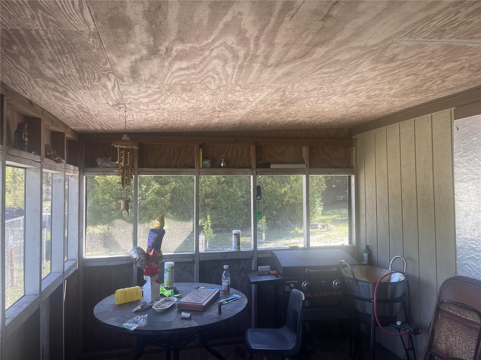 LOCKHARTS - Residential