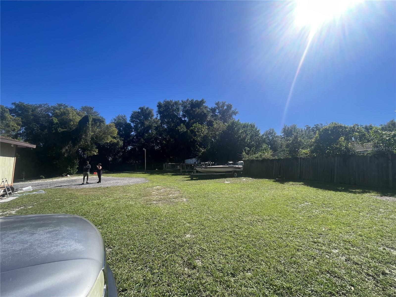 LOCKHARTS - Residential