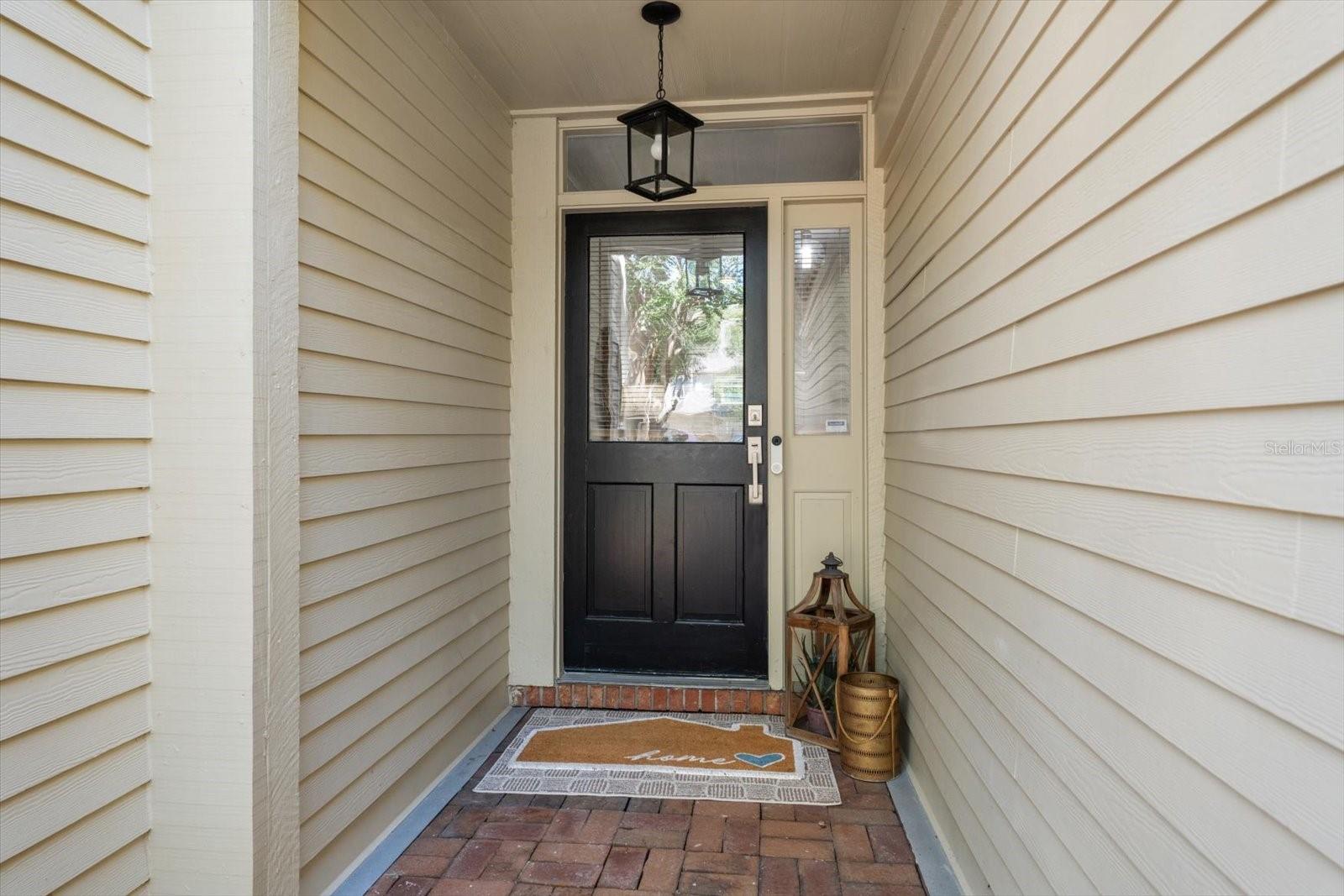 8 PELICAN PLACE 8