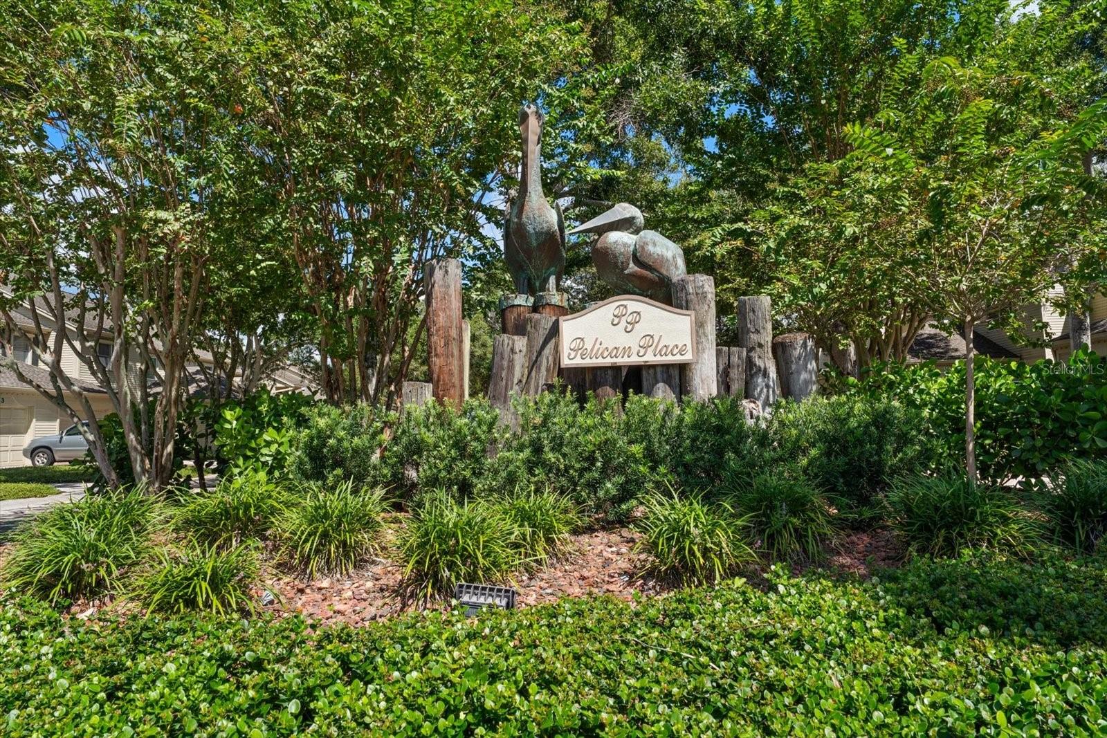 8 PELICAN PLACE 8
