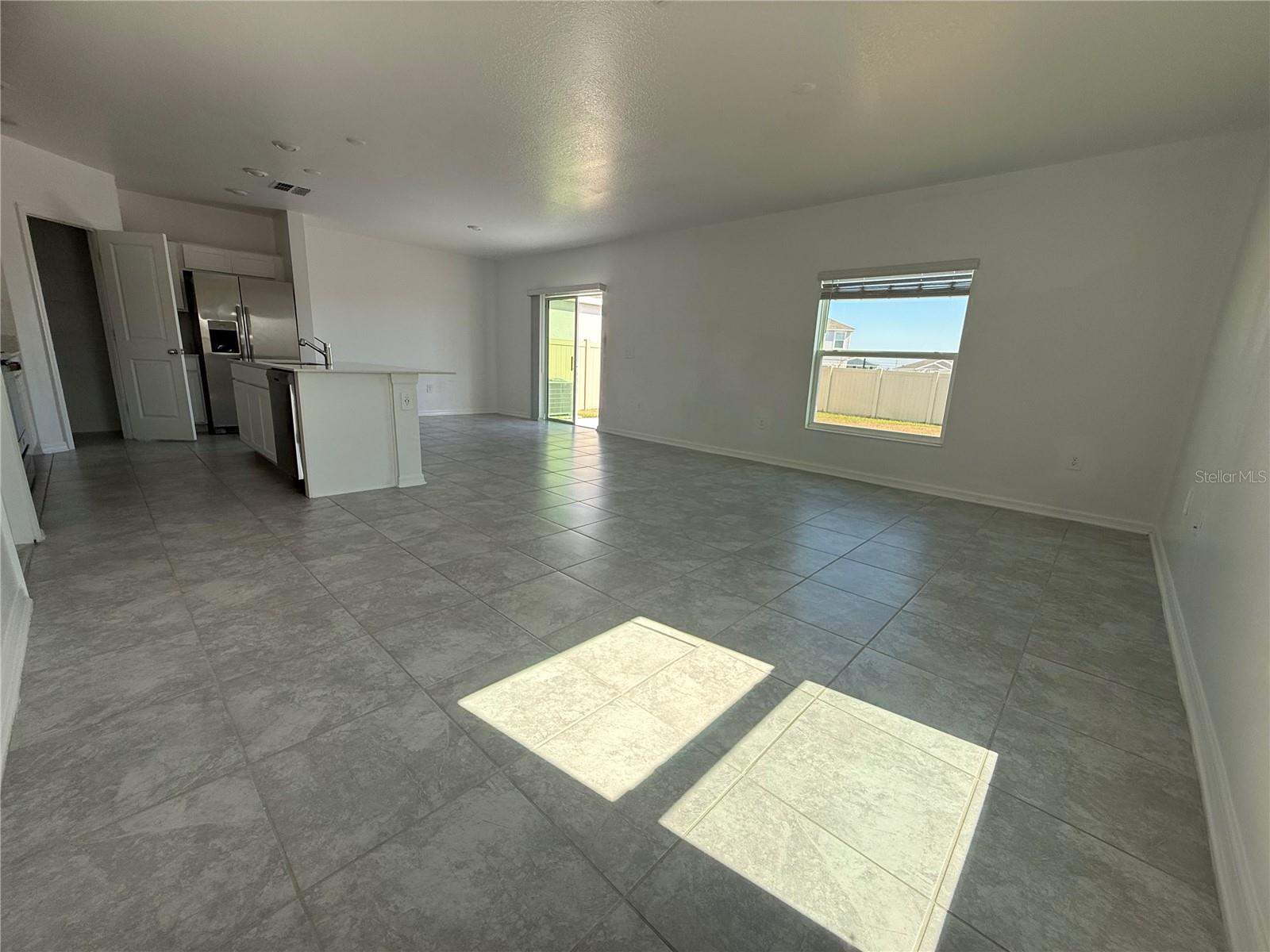 PEACE CRK RESERVE - Residential Lease