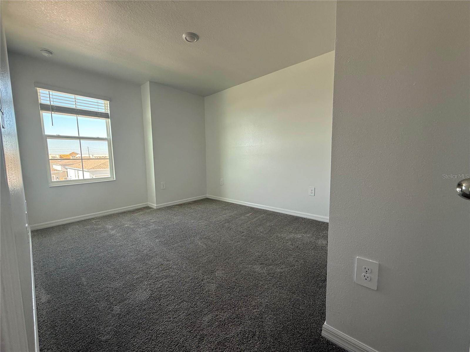 PEACE CRK RESERVE - Residential Lease