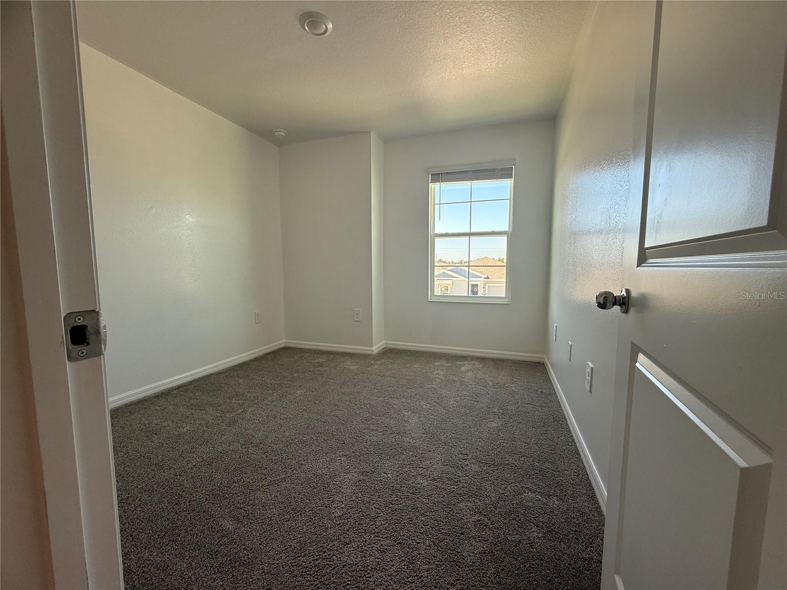 PEACE CRK RESERVE - Residential Lease