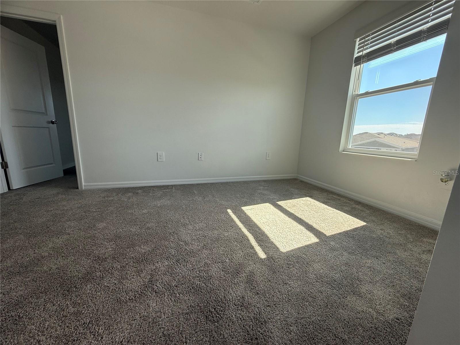 PEACE CRK RESERVE - Residential Lease