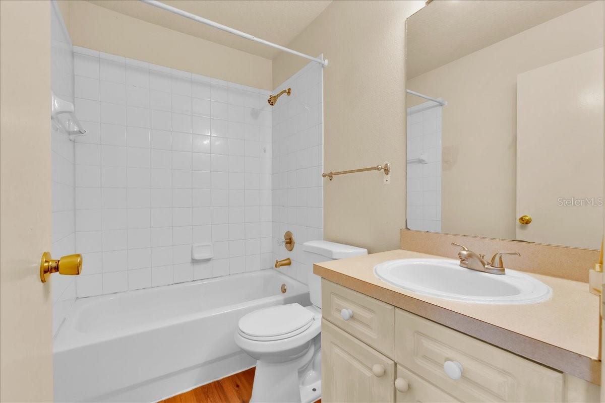 ISLAND CLUB WEST-PHASE TWO - Residential Lease