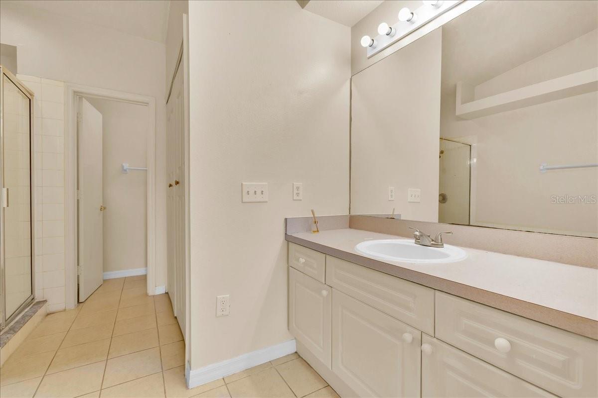 ISLAND CLUB WEST-PHASE TWO - Residential Lease