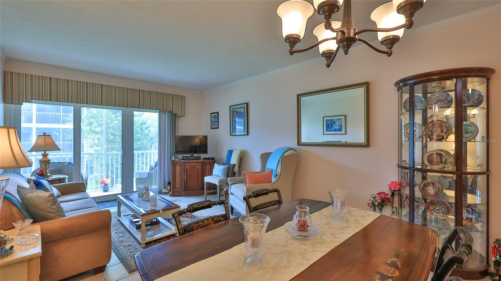 RIVER HOUSE - Residential