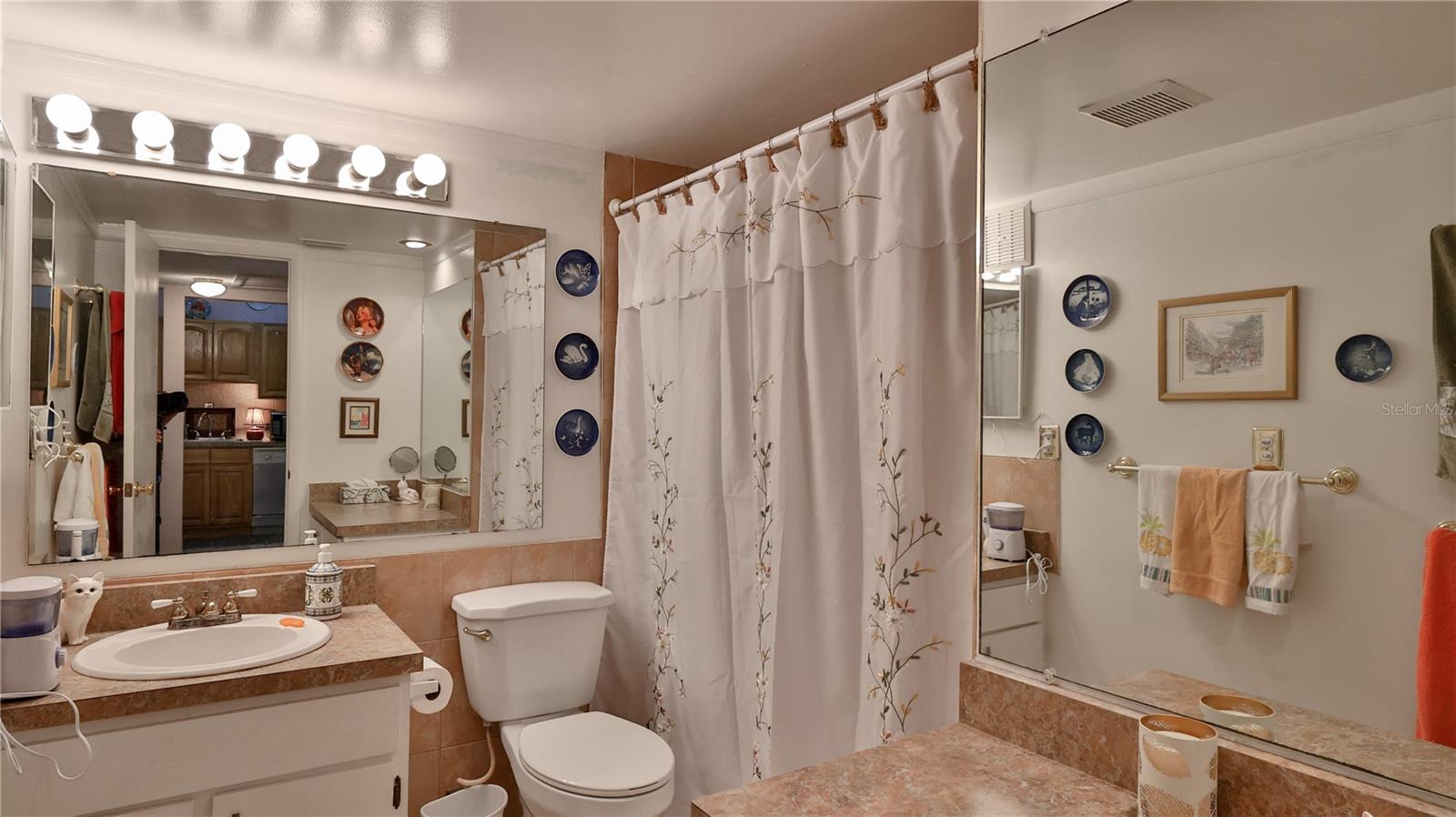 RIVER HOUSE - Residential