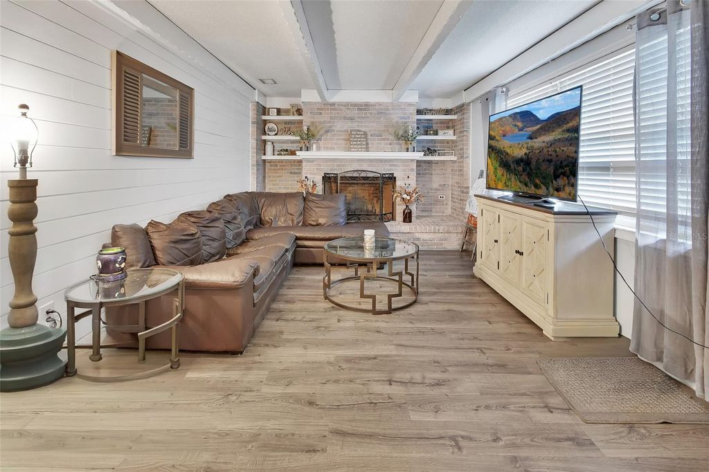 Photo of 1541 W Talton Avenue, Deland, FL 32720 (MLS # V4945191)