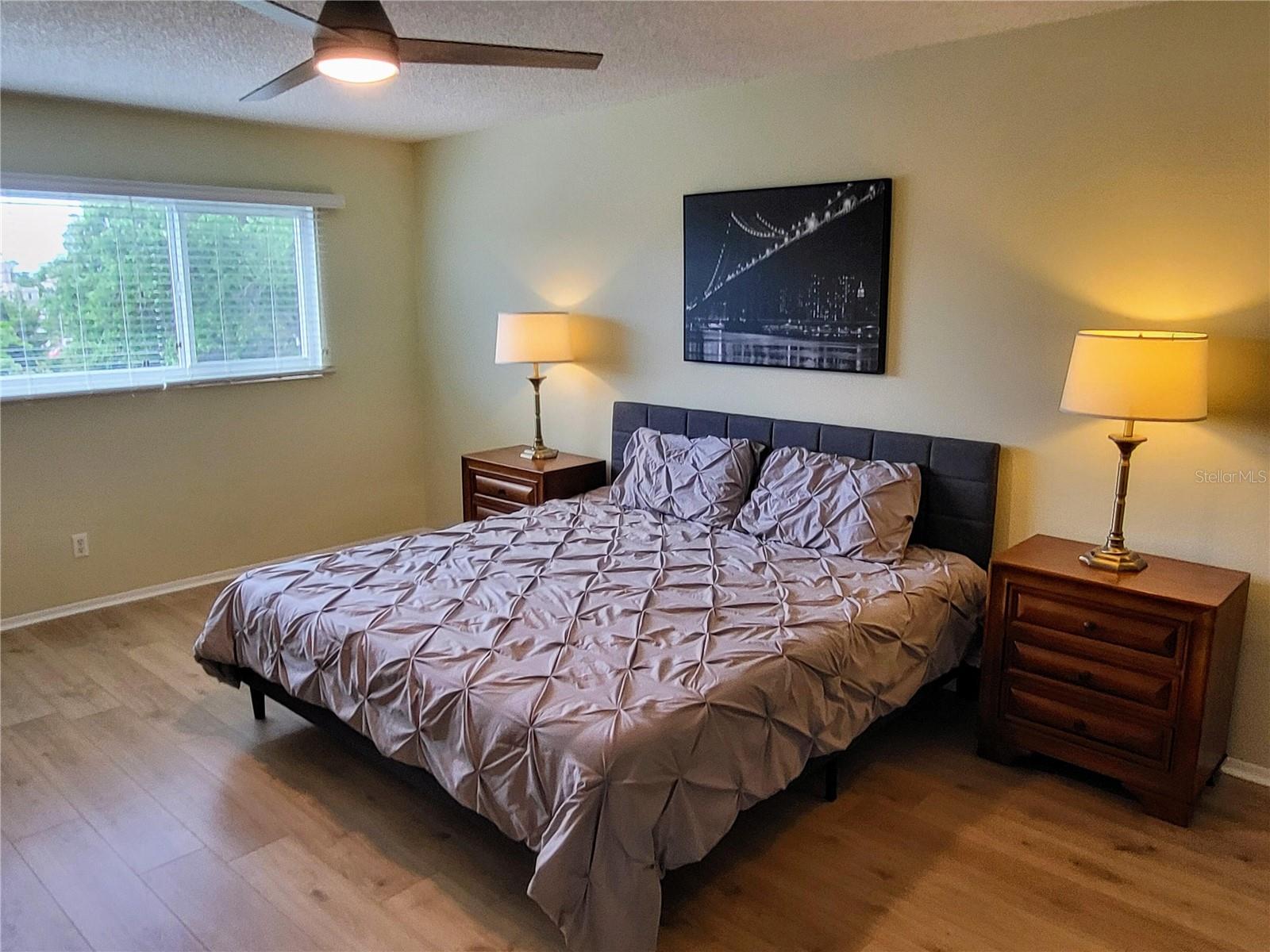 ON TOP OF THE WORLD - Residential