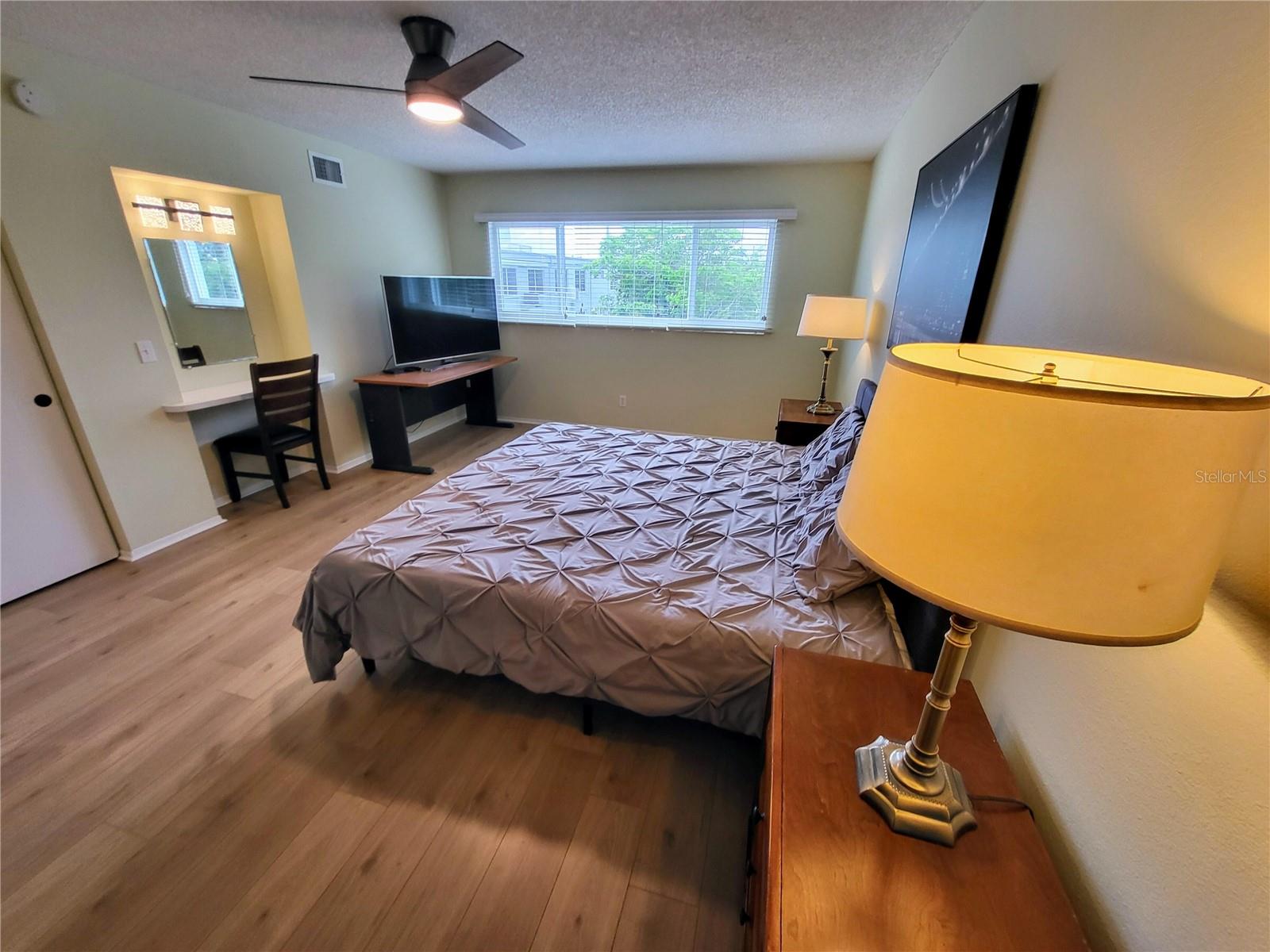 ON TOP OF THE WORLD - Residential