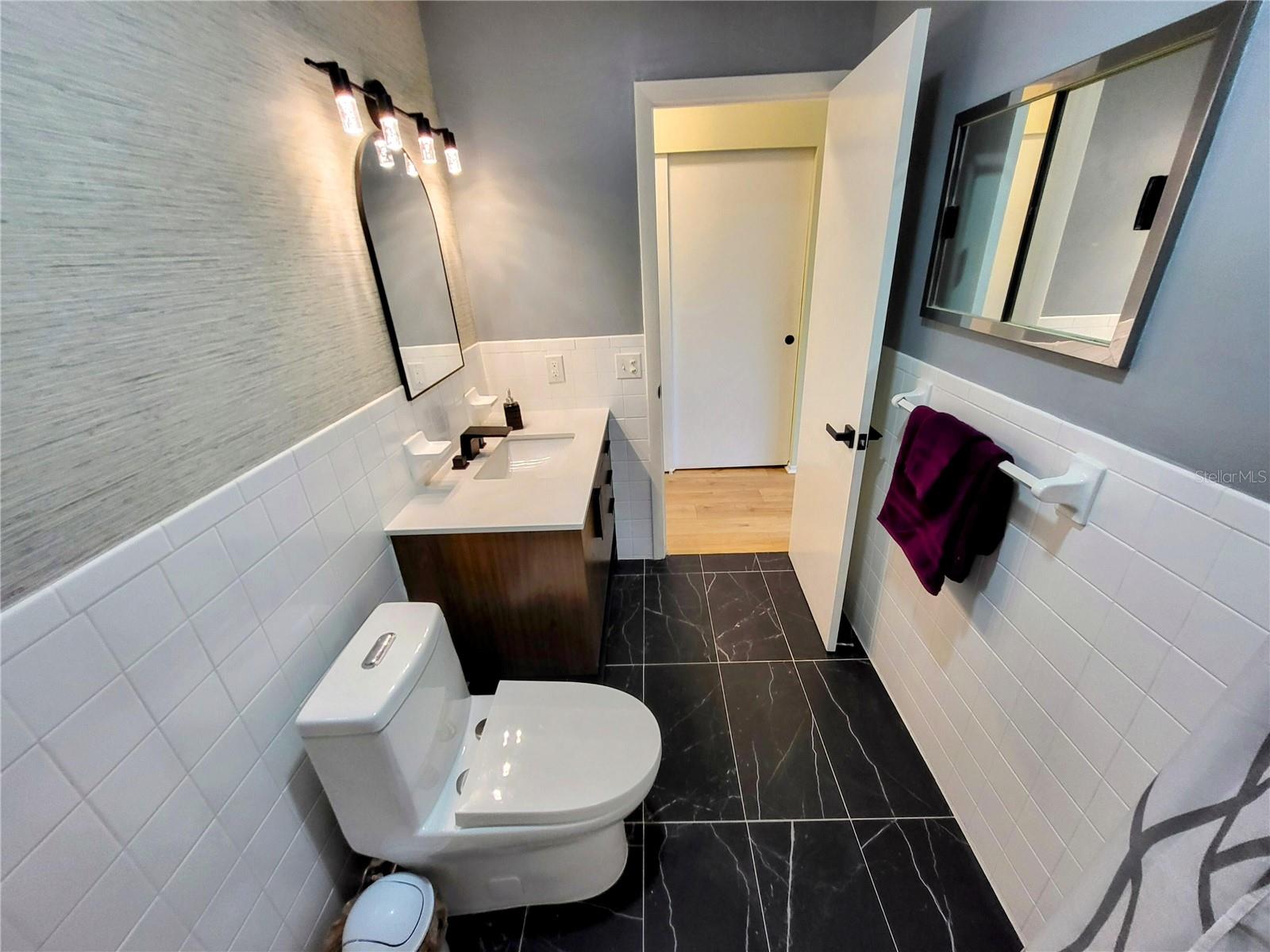 ON TOP OF THE WORLD - Residential