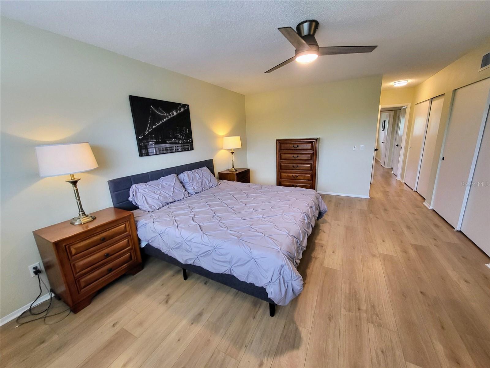 ON TOP OF THE WORLD - Residential