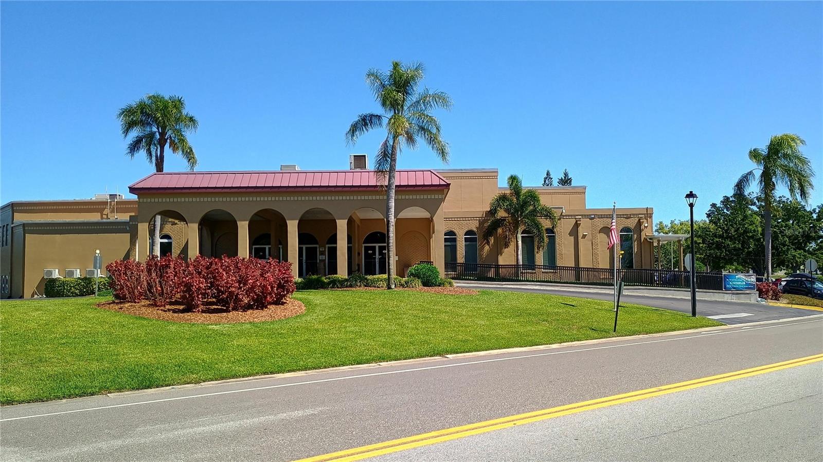 ON TOP OF THE WORLD - Residential