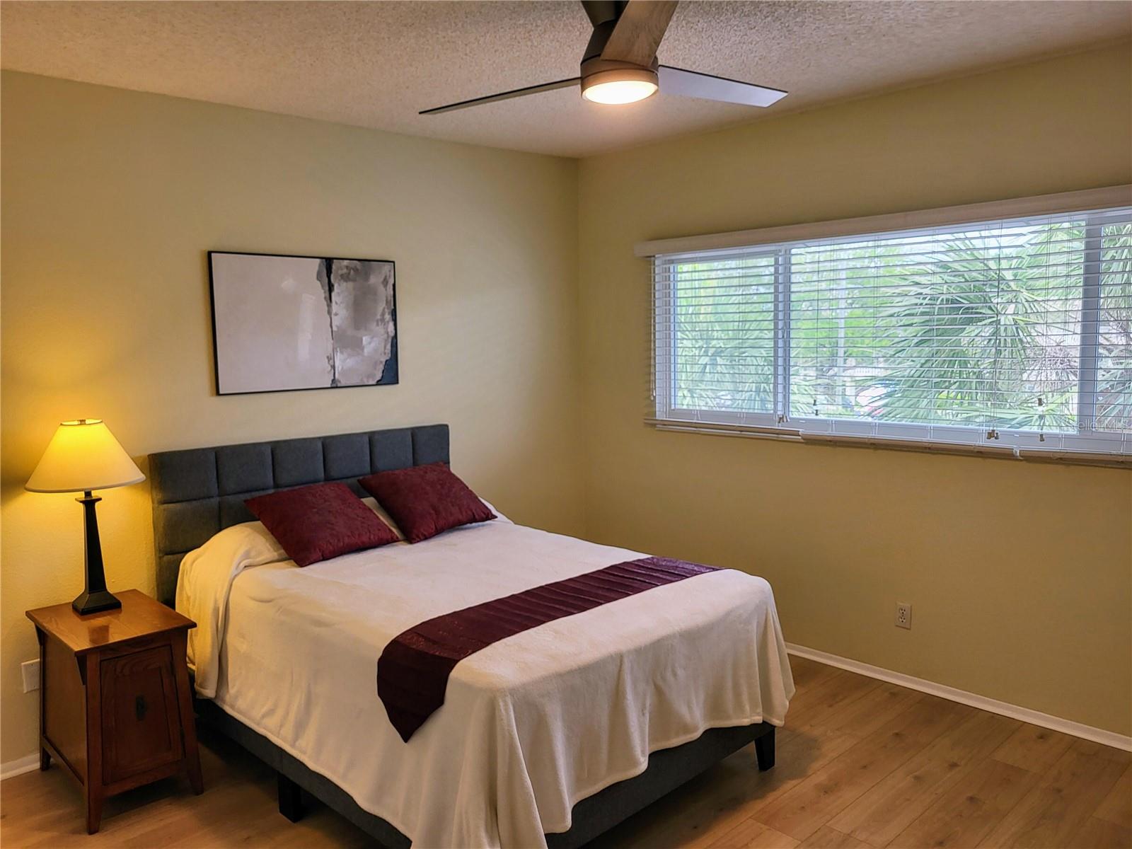 ON TOP OF THE WORLD - Residential