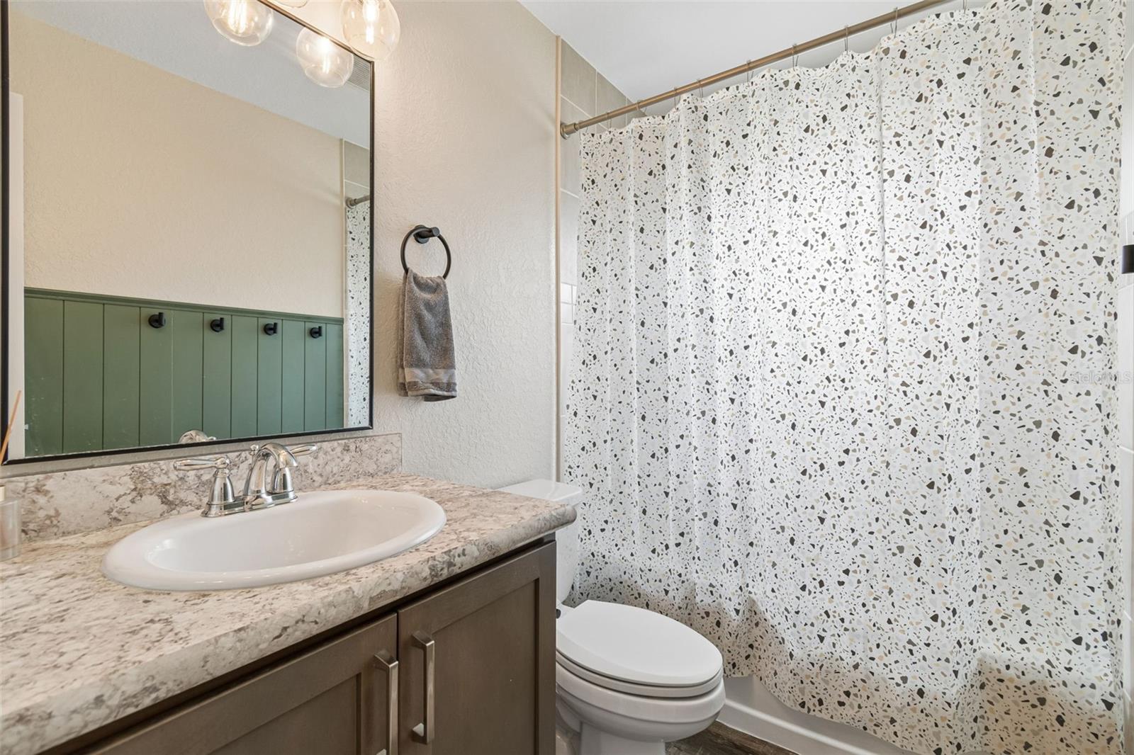 RIDGEWOOD - Residential