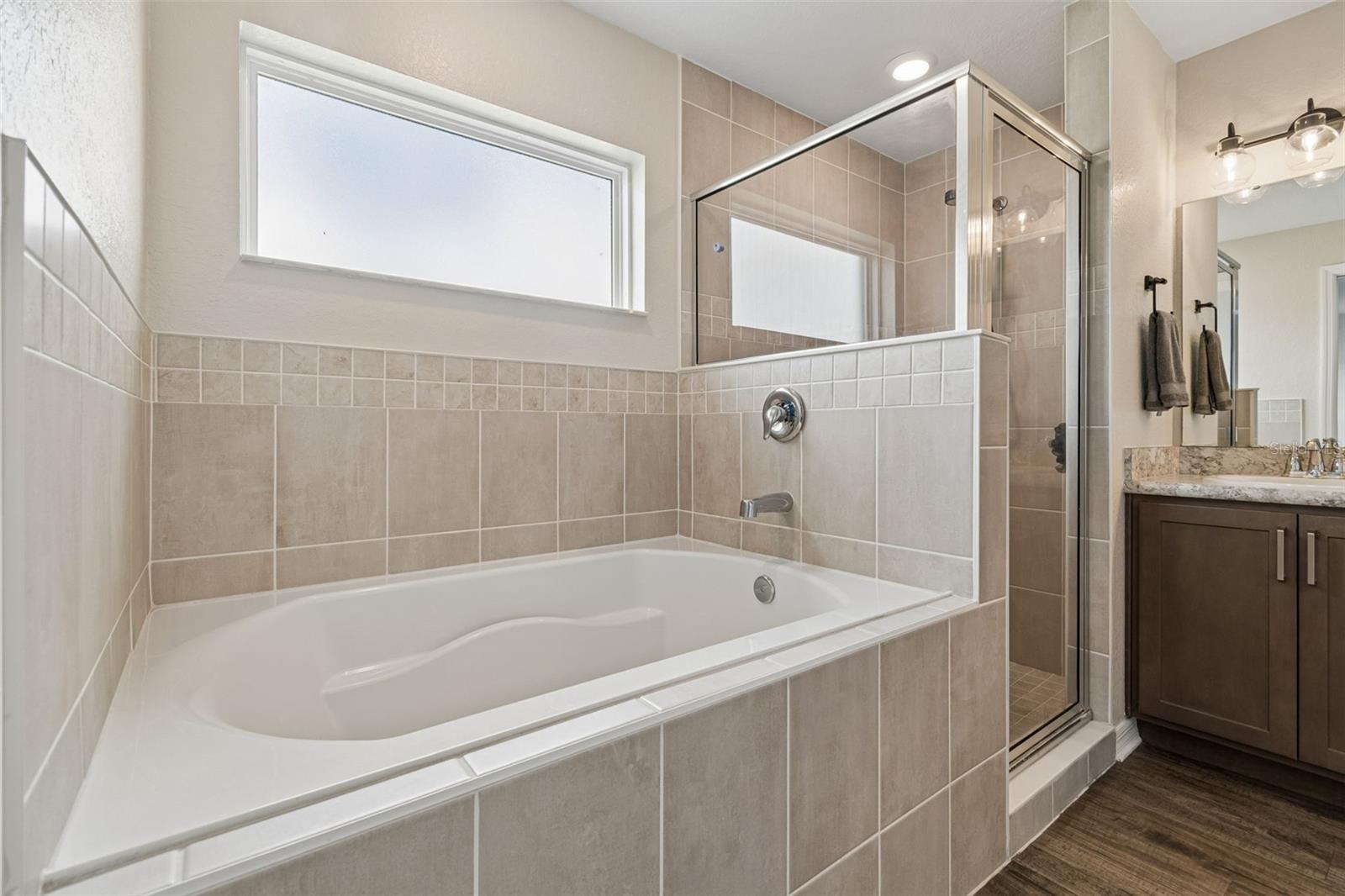 RIDGEWOOD - Residential