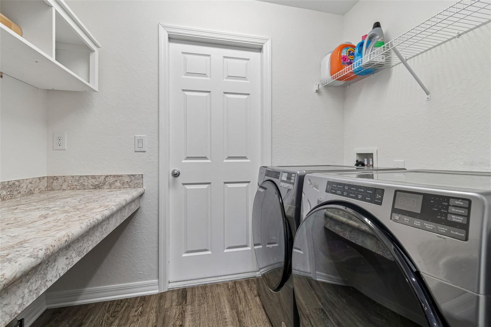 RIDGEWOOD - Residential