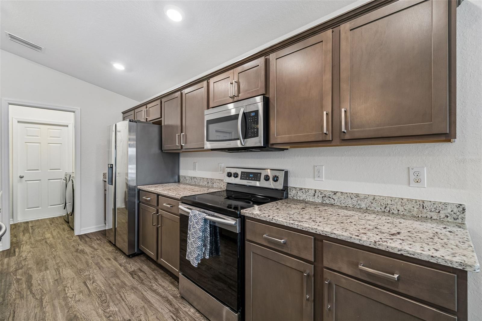 RIDGEWOOD - Residential