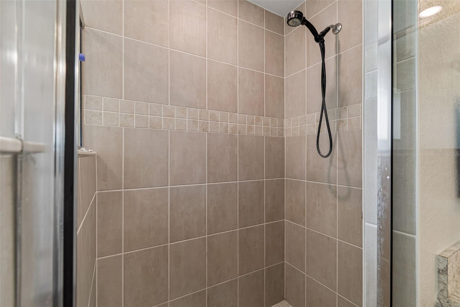 RIDGEWOOD - Residential