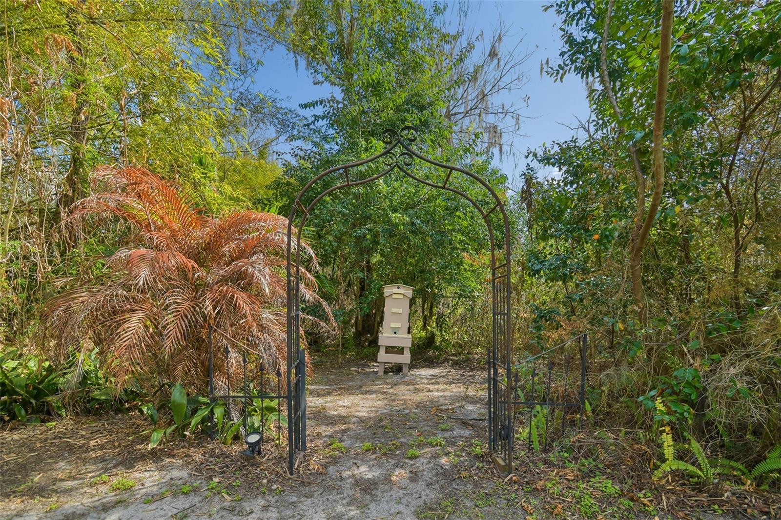 LAKEWOOD ACRES - Residential