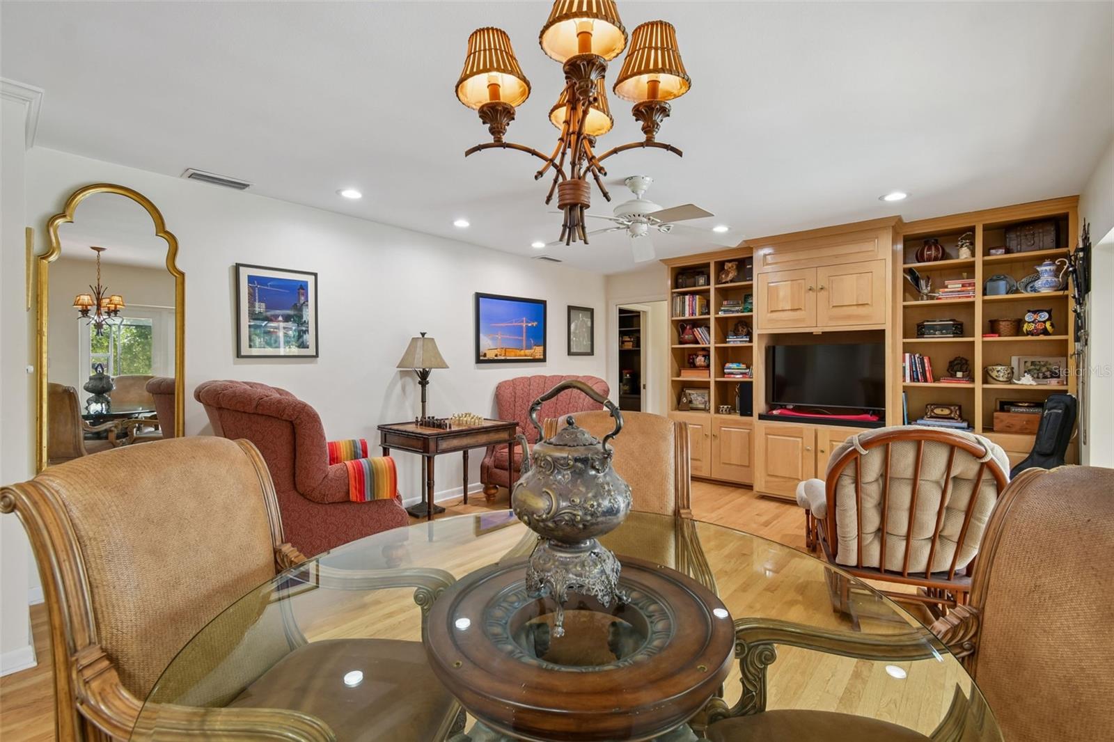 LAKEWOOD ACRES - Residential