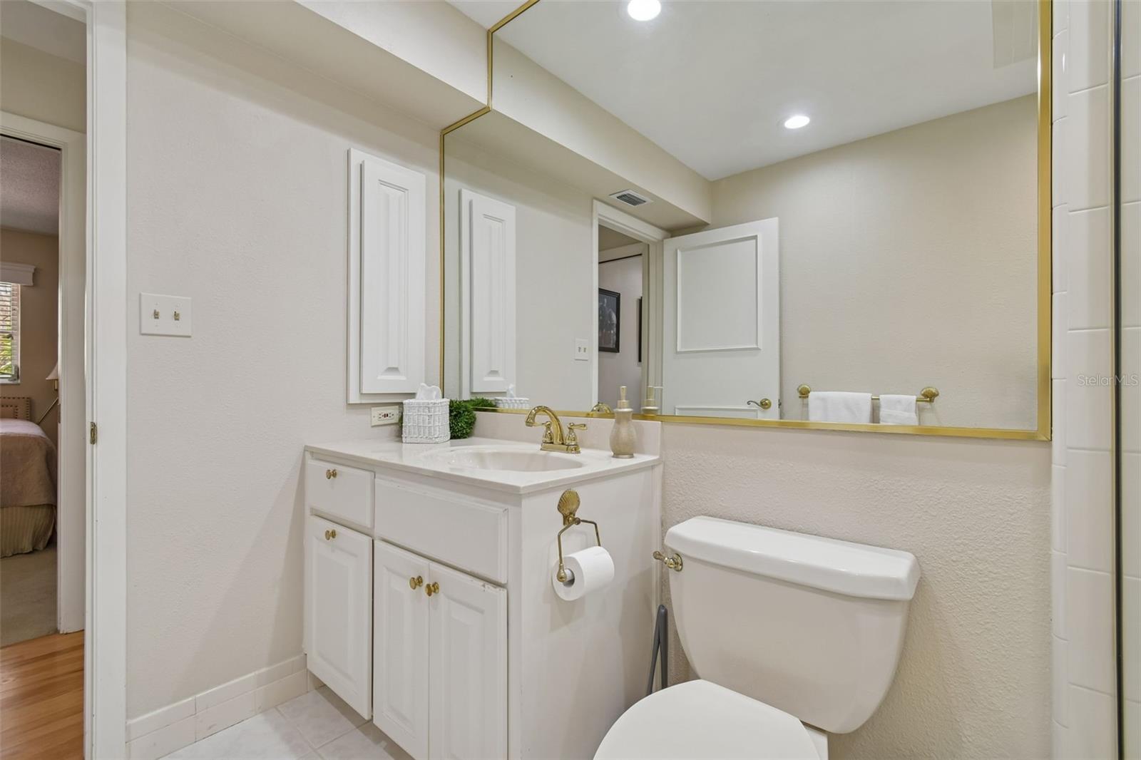 LAKEWOOD ACRES - Residential